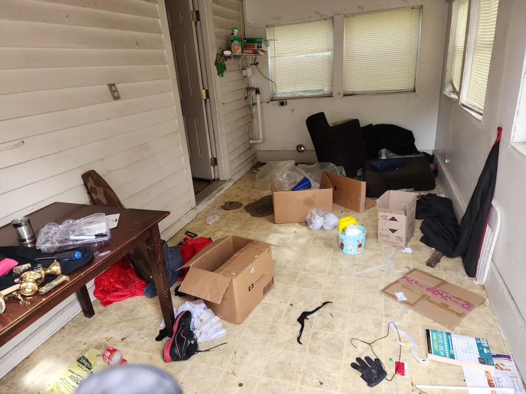 Before photo of a final area of a rental property cleanout in Lewisburg, TN