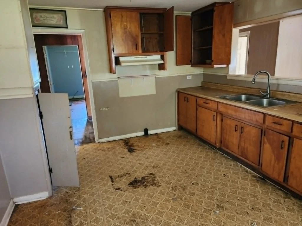 After photo of another area of a Manchester rental property cleared after junk removal