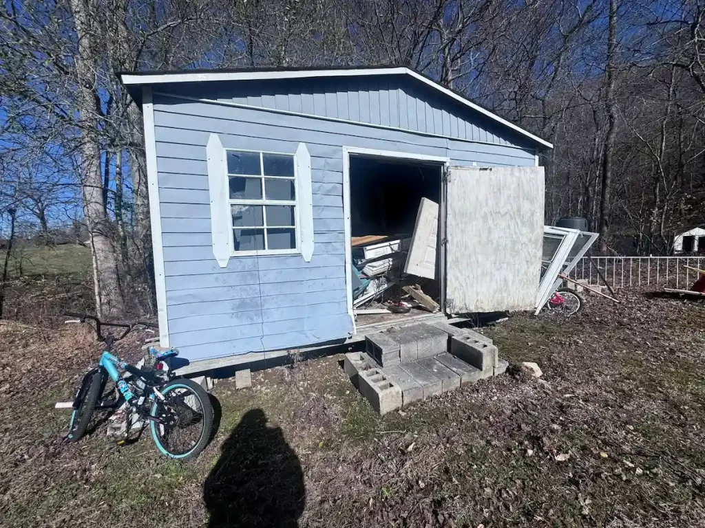 Before photo of another old shed before professional shed removal