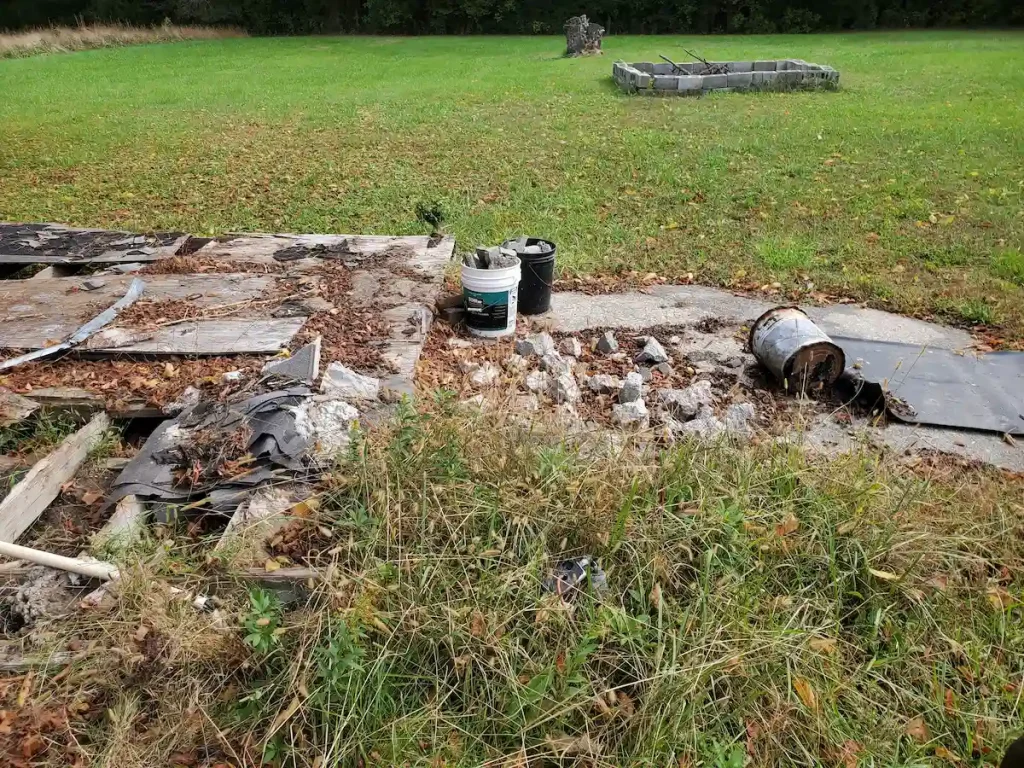 Before photo of driveway junk removal in Murfreesboro, TN
